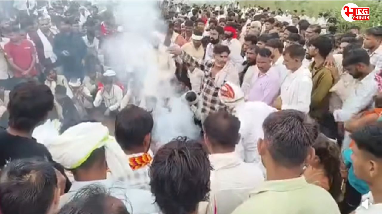 Jagan Gurjar  Funeral: डकैत जगन गुर्जर के अंतिम संस्कार में उमड़े 6000 से ज्यादा लोग, जेल से आए तीनों भाई भी शामिल