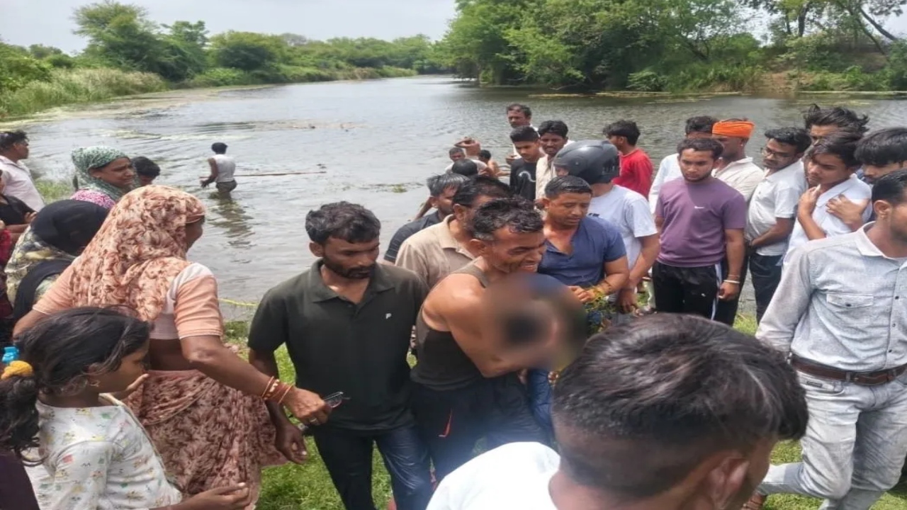 डूंगरपुर में 3 सगे भाई बहिनों समेत 4 बच्चों की एनीकट में डूबने से मौत, 2 को ग्रामीणों ने बचाया, हादसे के बाद गांव में मातम पसरा