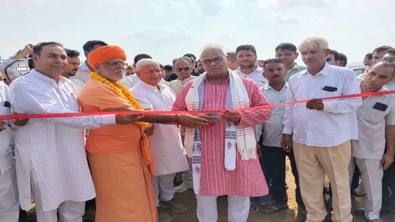 'पंचायत चुनाव के बाद होंगे शिक्षकों के तबादले...' शिक्षा मंत्री मदन दिलावर ने गहलोत-डोटासरा पर साधा निशाना