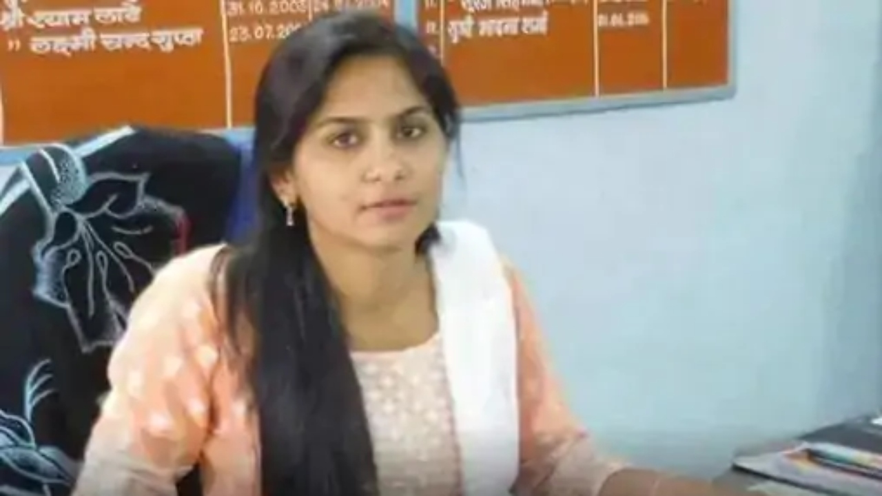 जहां रिश्वत लेते हुई थी अरेस्ट, वहीं मिली पोस्टिंग..., विवादित RAS पिंकी मीणा जॉइनिंग पहले हुई एपीओ, जानें पूरा मामला