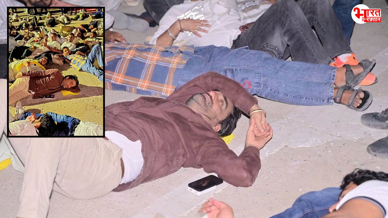 Sri Ganganagar: रात 3 बजे सड़क पर सोए बेनीवाल! किसानों के लिए डटे रहे नागौर सांसद