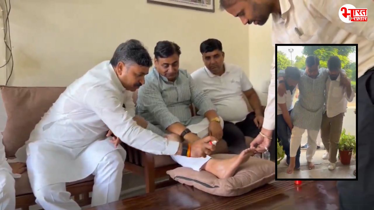 जयपुर कमिश्नरेट में डोटासरा चोटिल, जूली ने लगाई दवा,पत्रकारों पर लाठी बरसाने का भी आरोप